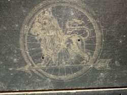 peugeot lion emblem